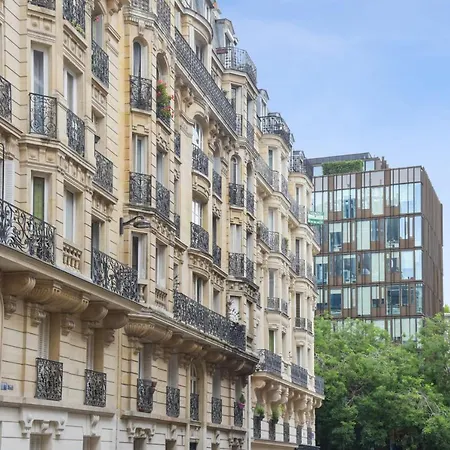 Апартаменты Haussman Et Son Balcon - Welkeys *